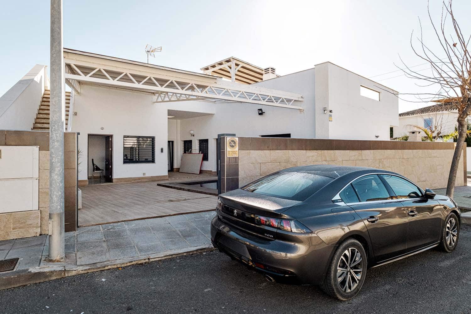 Pareado de 4 habitaciones en Torre de la Horadada en venta con piscina - 595.000 € (Ref: 9481913)