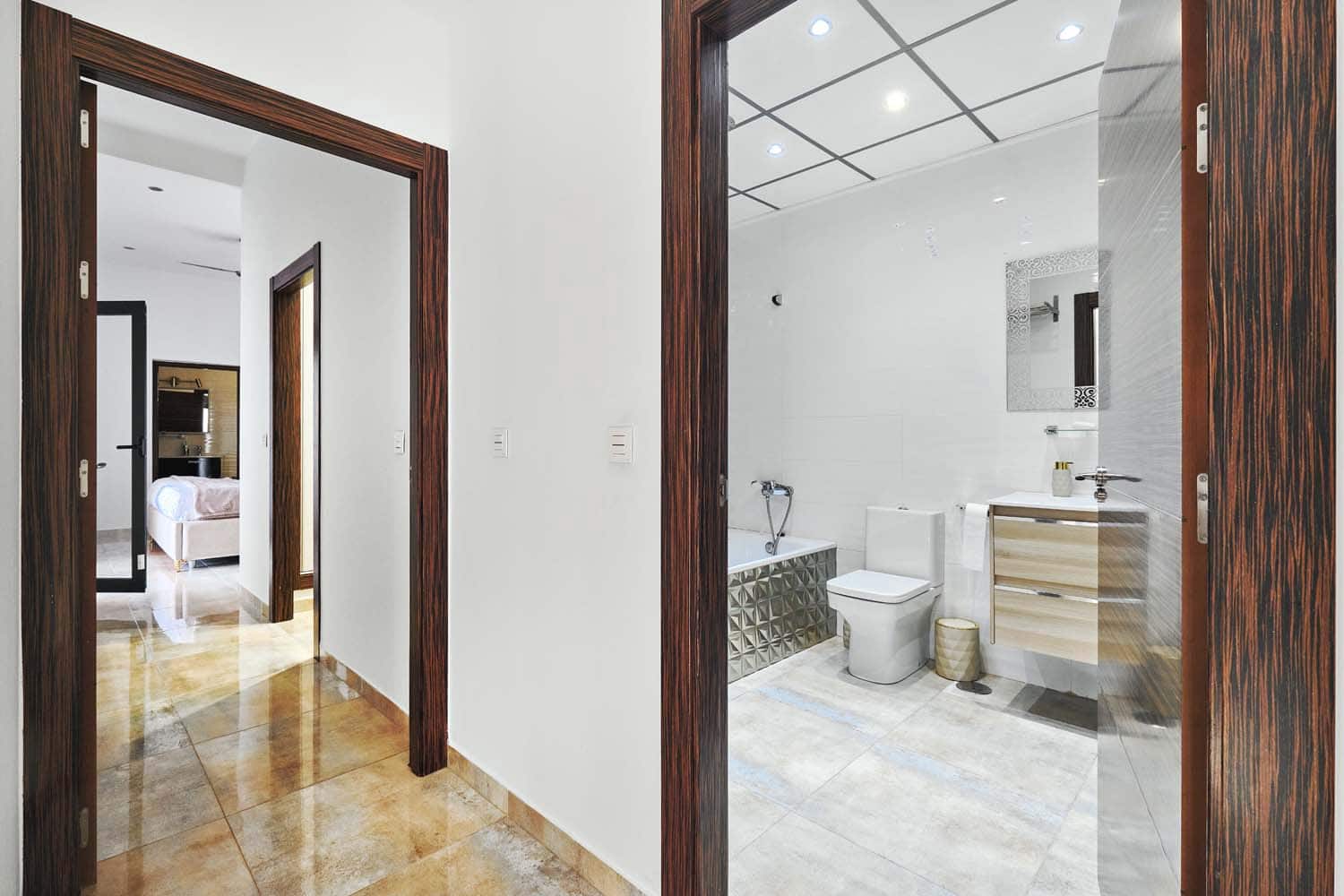 Pareado de 4 habitaciones en Torre de la Horadada en venta con piscina - 595.000 € (Ref: 9481913)