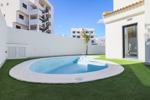 3 soverom Villa til salgs i Dehesa de Campoamor, Orihuela med svømmebasseng - € 590 000 (Ref: 9508518)