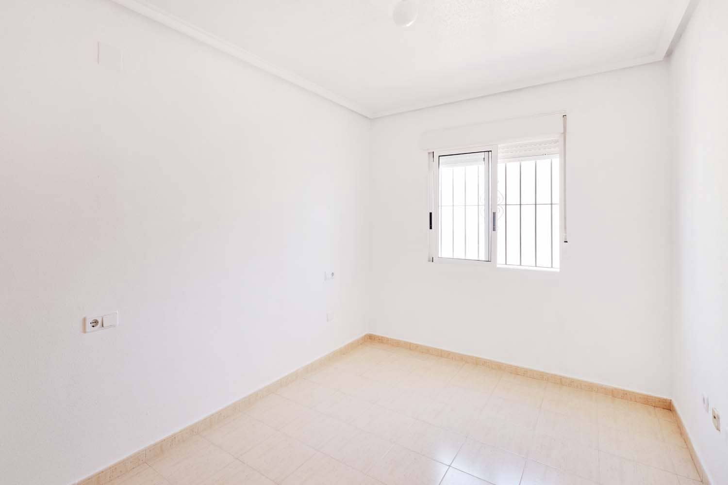 2 soveværelse Lejlighed til salg i La Florida - € 135.000 (Ref: 9512042)