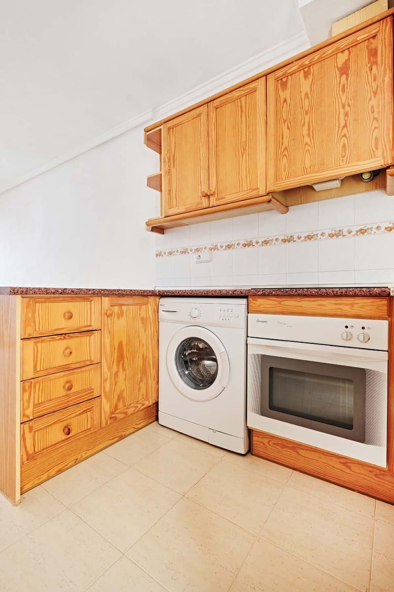 2 soveværelse Lejlighed til salg i La Florida - € 135.000 (Ref: 9512042)