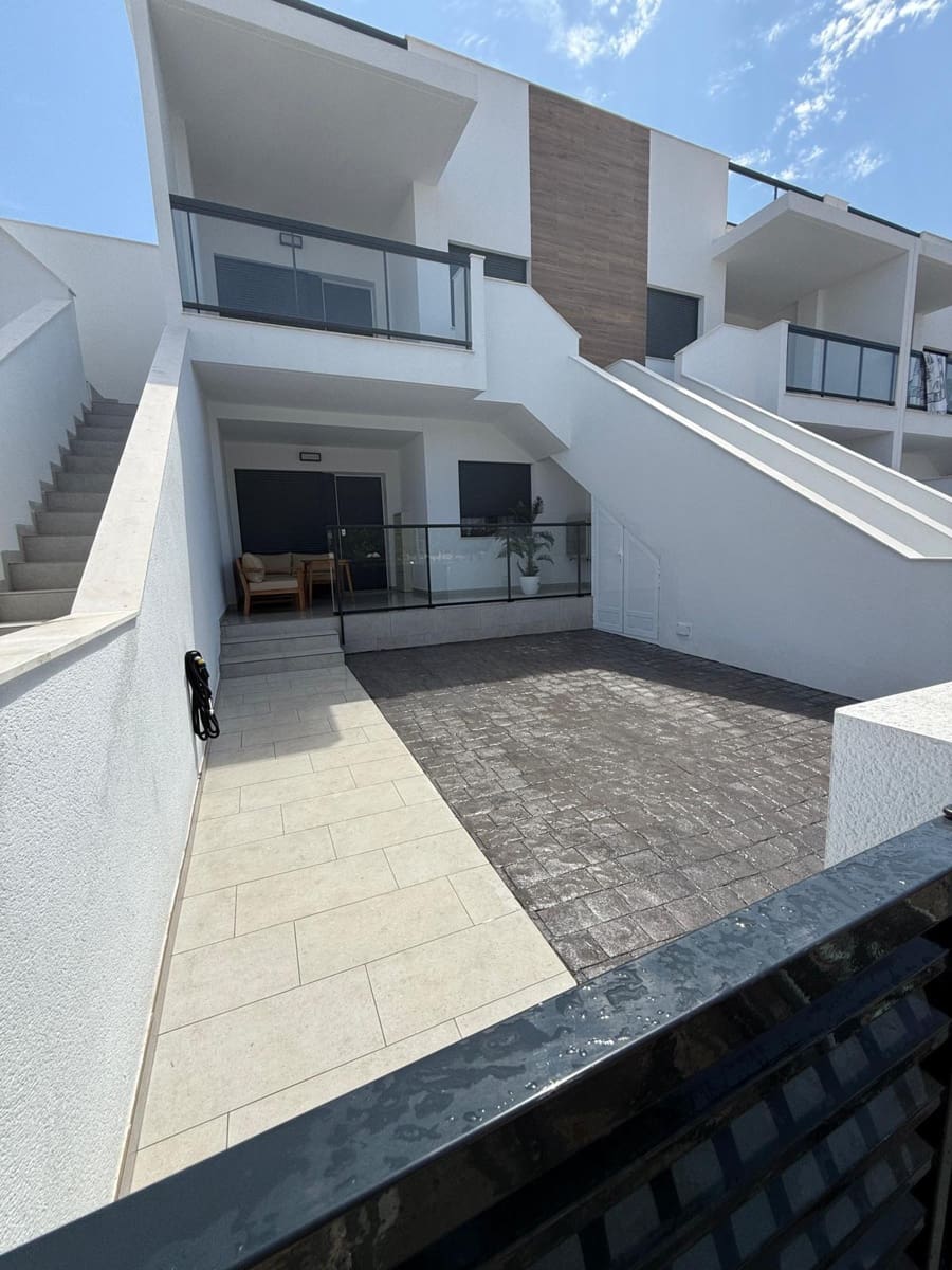 2 sovrum Lägenhet till salu i Torre de la Horadada med garage - 329 900 € (Ref: 9547598)