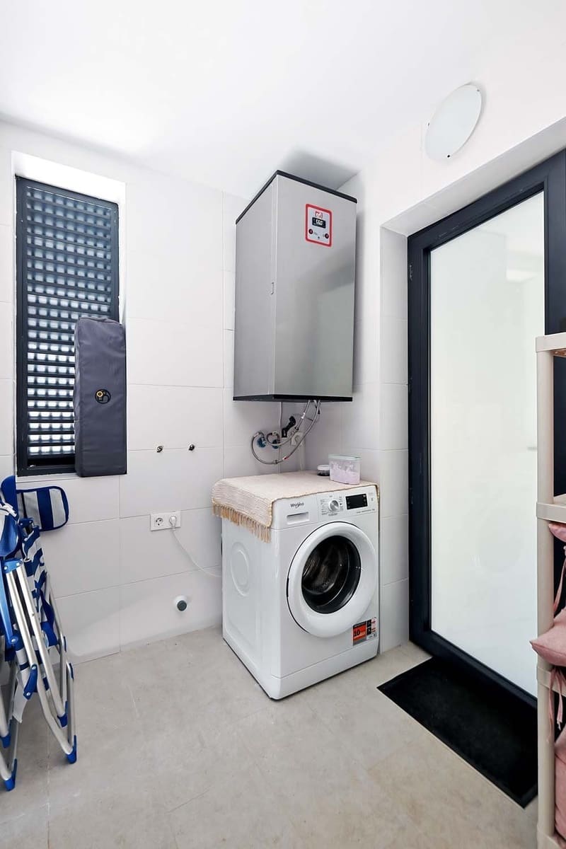 2 Zimmer Apartment zu verkaufen in Torre de la Horadada mit Garage - 319.900 € (Ref: 9547598)