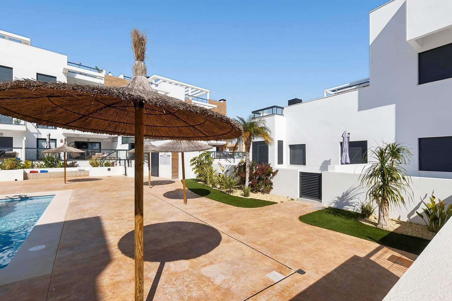 2 Zimmer Apartment zu verkaufen in Torre de la Horadada mit Garage - 319.900 € (Ref: 9547598)