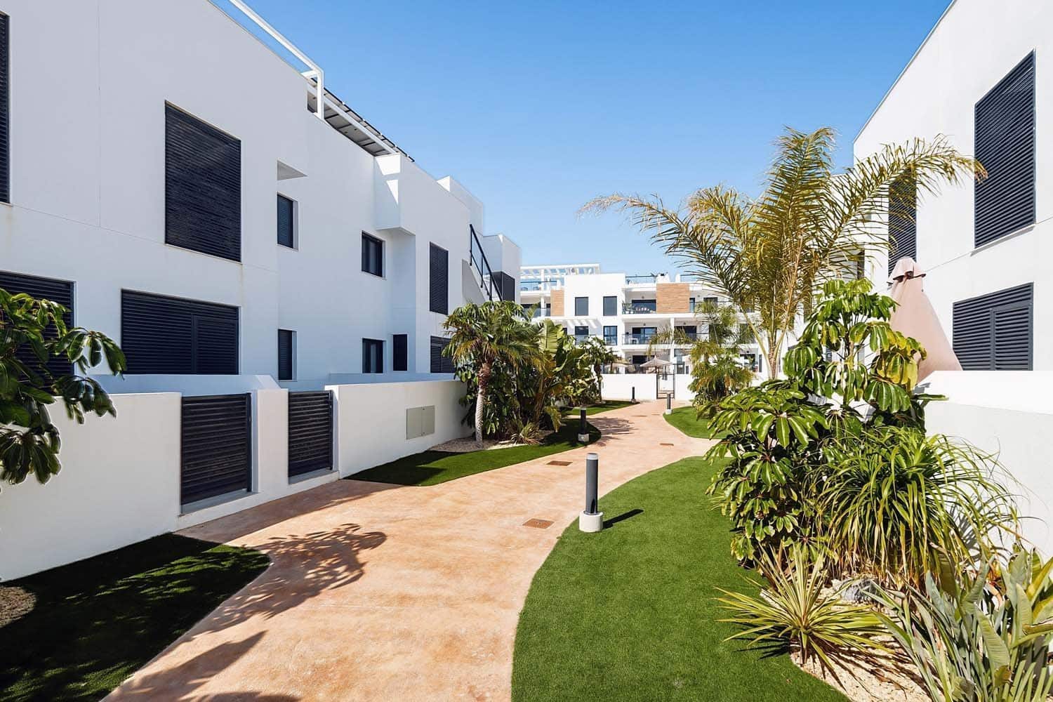 2 Zimmer Apartment zu verkaufen in Torre de la Horadada mit Garage - 319.900 € (Ref: 9547598)