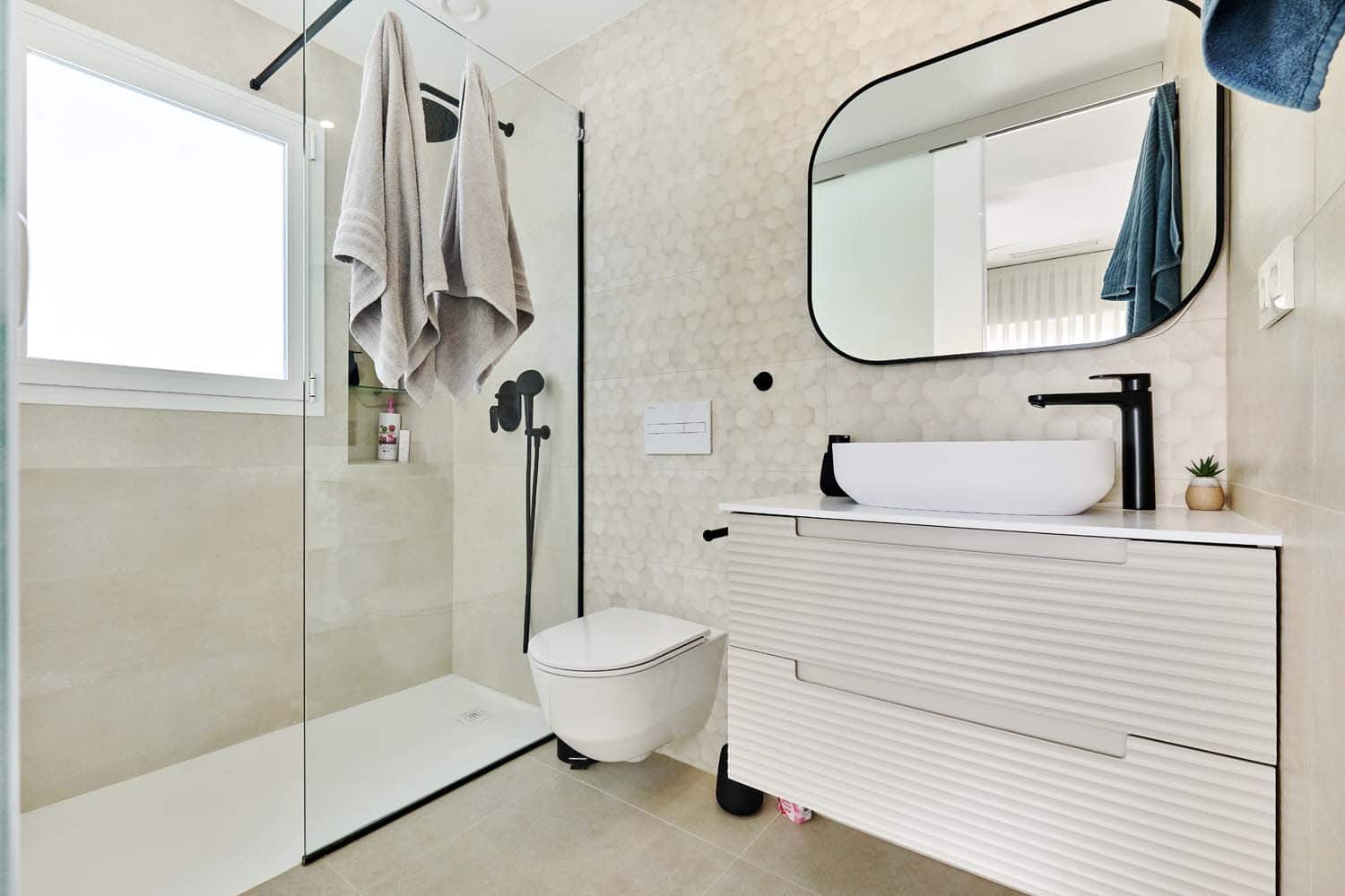 3 bedroom Villa for sale in Pilar de la Horadada with pool - € 566,500 (Ref: 9547600)