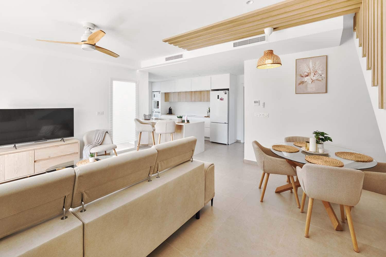 3 bedroom Villa for sale in Pilar de la Horadada with pool - € 566,500 (Ref: 9547600)