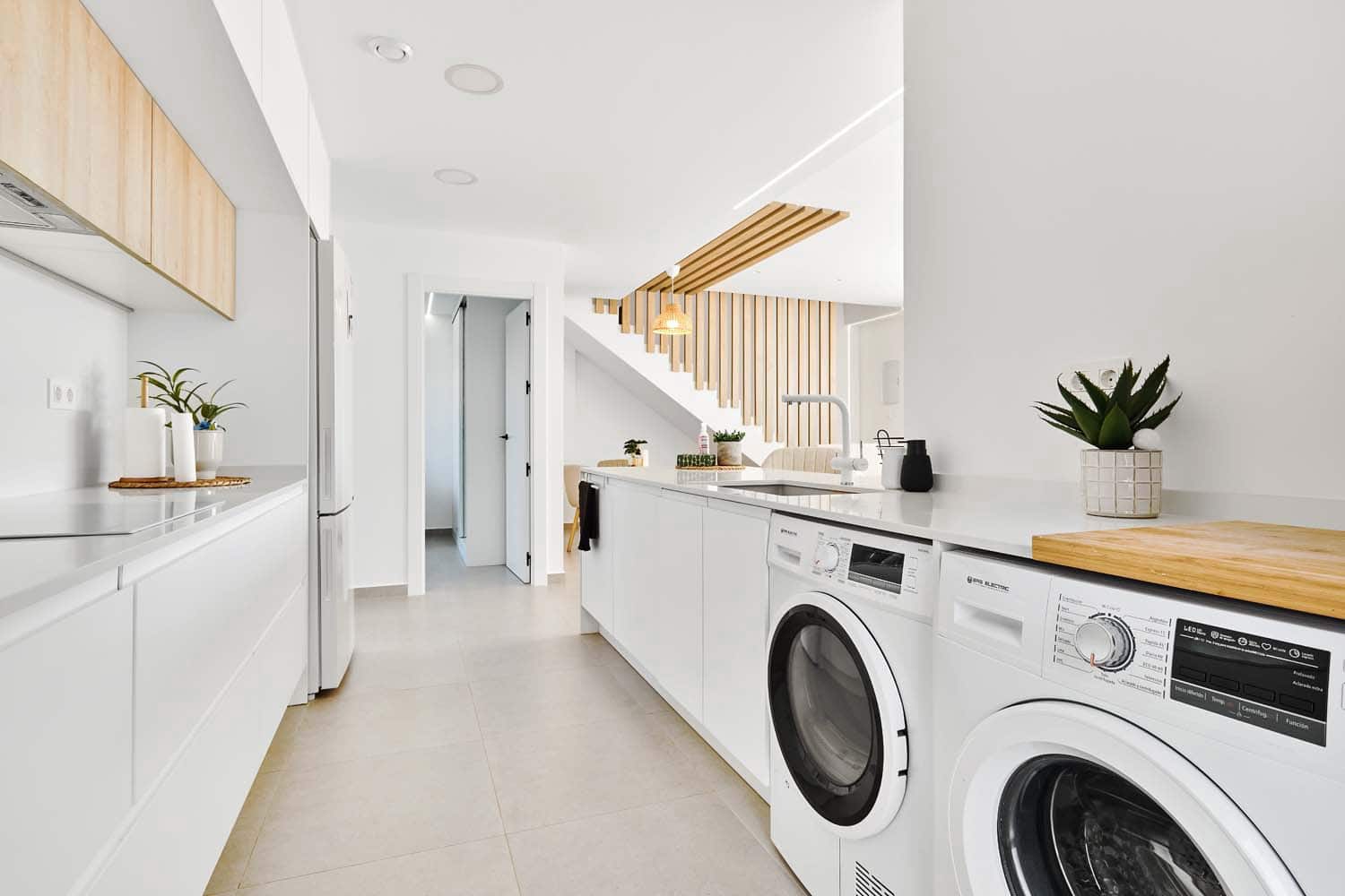 3 bedroom Villa for sale in Pilar de la Horadada with pool - € 566,500 (Ref: 9547600)