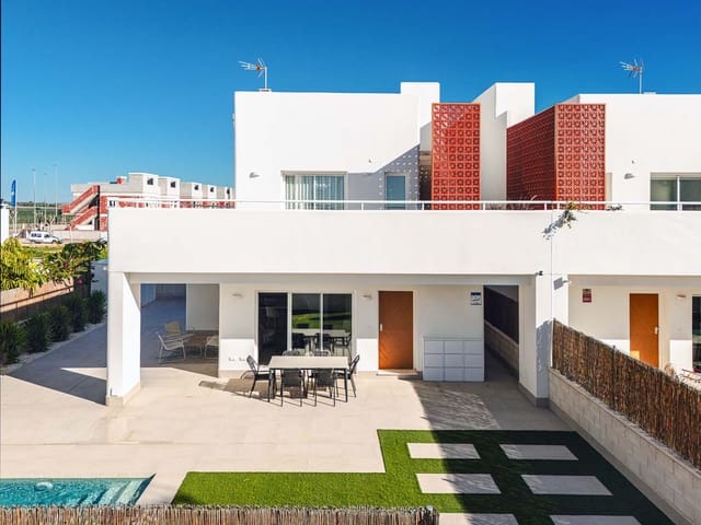 3 quarto Moradia para venda em Pilar de la Horadada ciudad, Pilar de la Horadada com piscina - 575 000 € (Ref: 9547600)