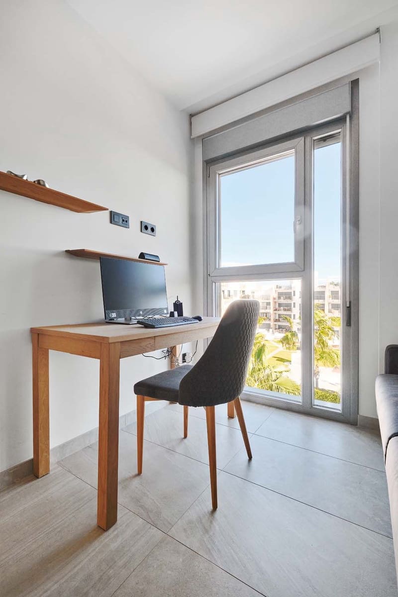 3 soverom Leilighet til salgs i Cabo Roig med garasje - € 725 000 (Ref: 9548598)