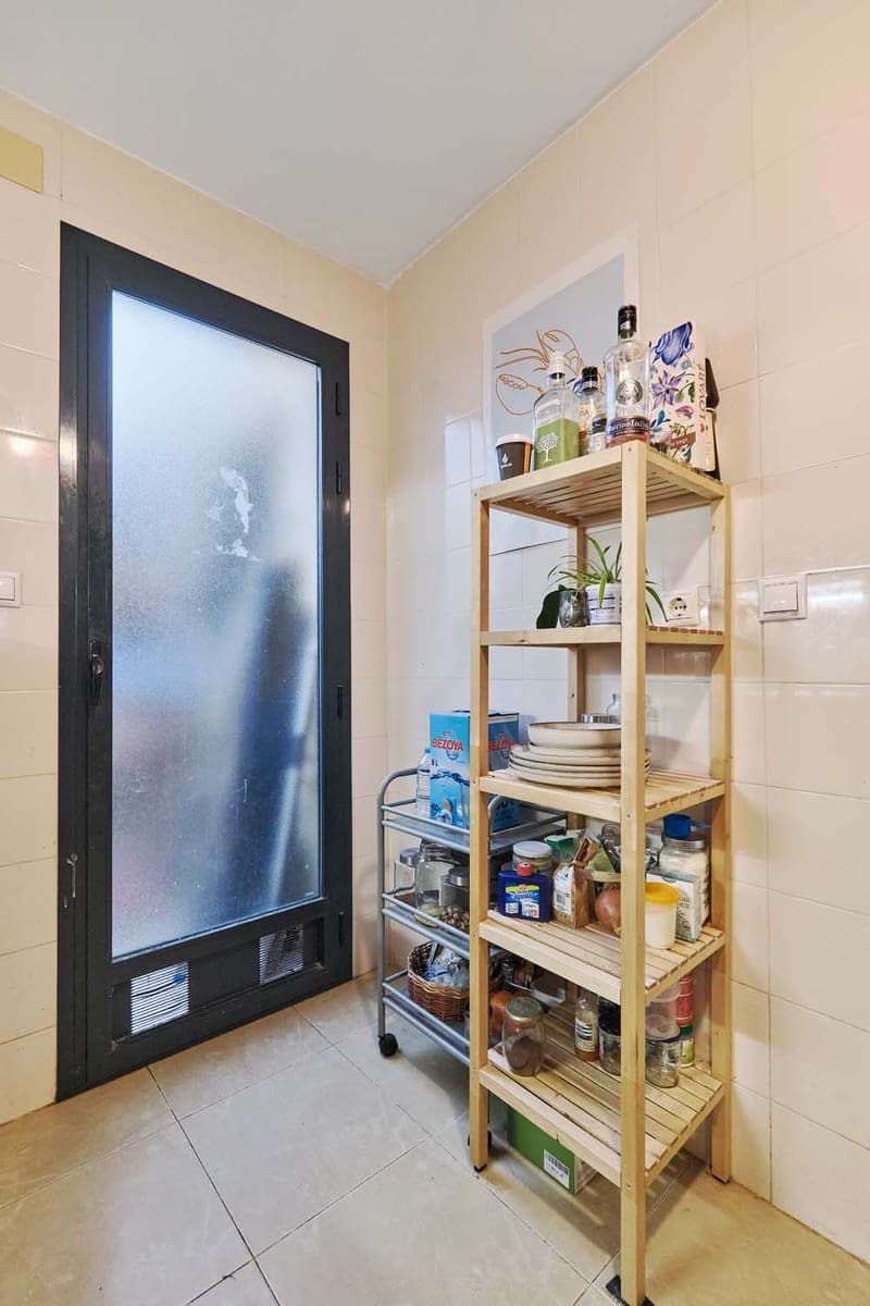 Casa de 3 habitaciones en Villamartin en venta - 249.000 € (Ref: 9548975)