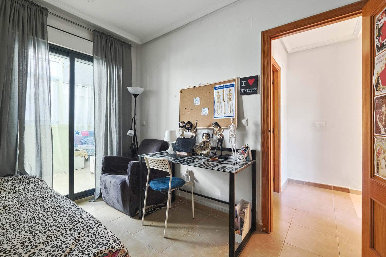 Casa de 3 habitaciones en Villamartin en venta - 249.000 € (Ref: 9548975)