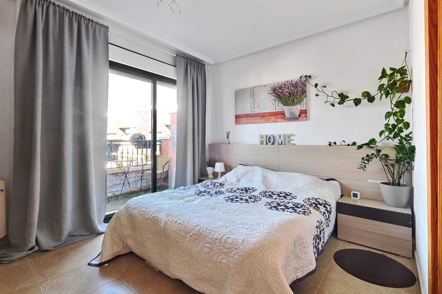 Casa de 3 habitaciones en Villamartin en venta - 249.000 € (Ref: 9548975)