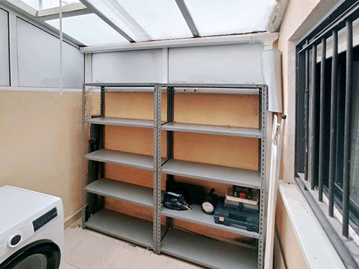 Casa de 3 habitaciones en Villamartin en venta - 249.000 € (Ref: 9548975)