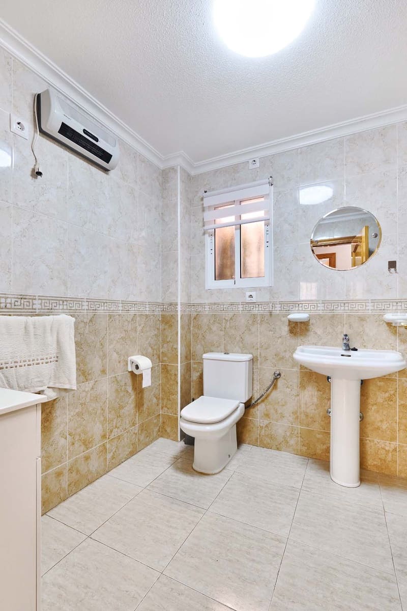 3 camera da letto Villa in vendita in Pinar de Campoverde con piscina - 255.000 € (Rif: 9579180)