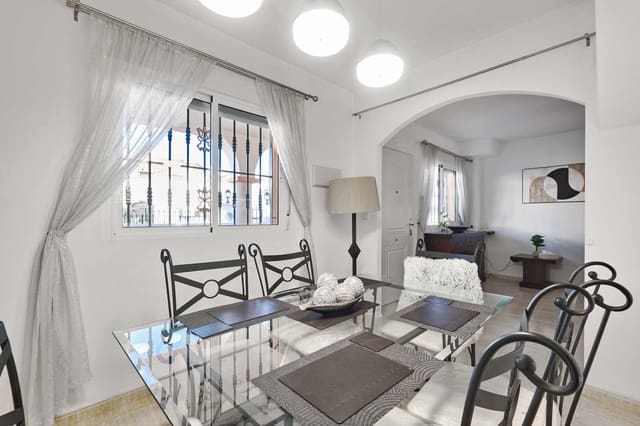 3 camera da letto Villa in vendita in Pinar de Campoverde, Pilar de la Horadada con piscina - 255.000 € (Rif: 9579180)