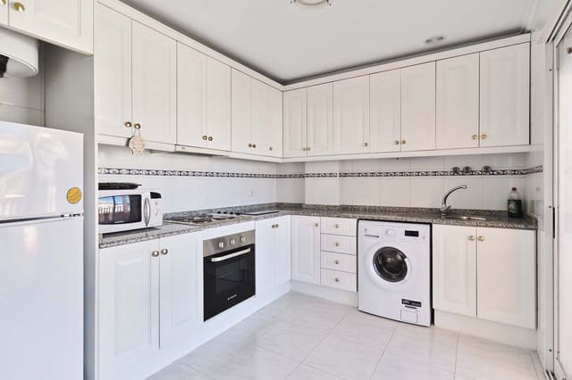 Chalet de 3 habitaciones en Pinar de Campoverde, Pilar de la Horadada en venta con piscina - 380.000 € (Ref: 9603034)