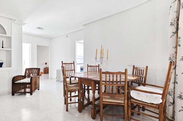 Chalet de 3 habitaciones en Pinar de Campoverde, Pilar de la Horadada en venta con piscina - 380.000 € (Ref: 9603034)