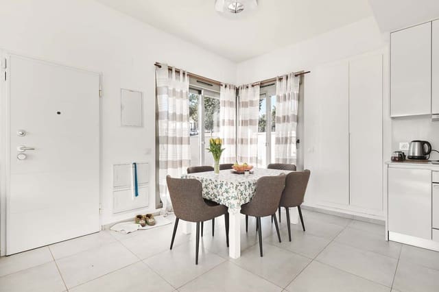 3 slaapkamer Villa te koop in San Miguel de Salinas met zwembad - € 560.000 (Ref: 9603348)