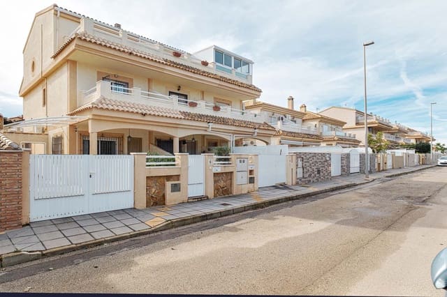 3 slaapkamer Huis te koop in Torre de la Horadada, Pilar de la Horadada - € 270.000 (Ref: 9604686)