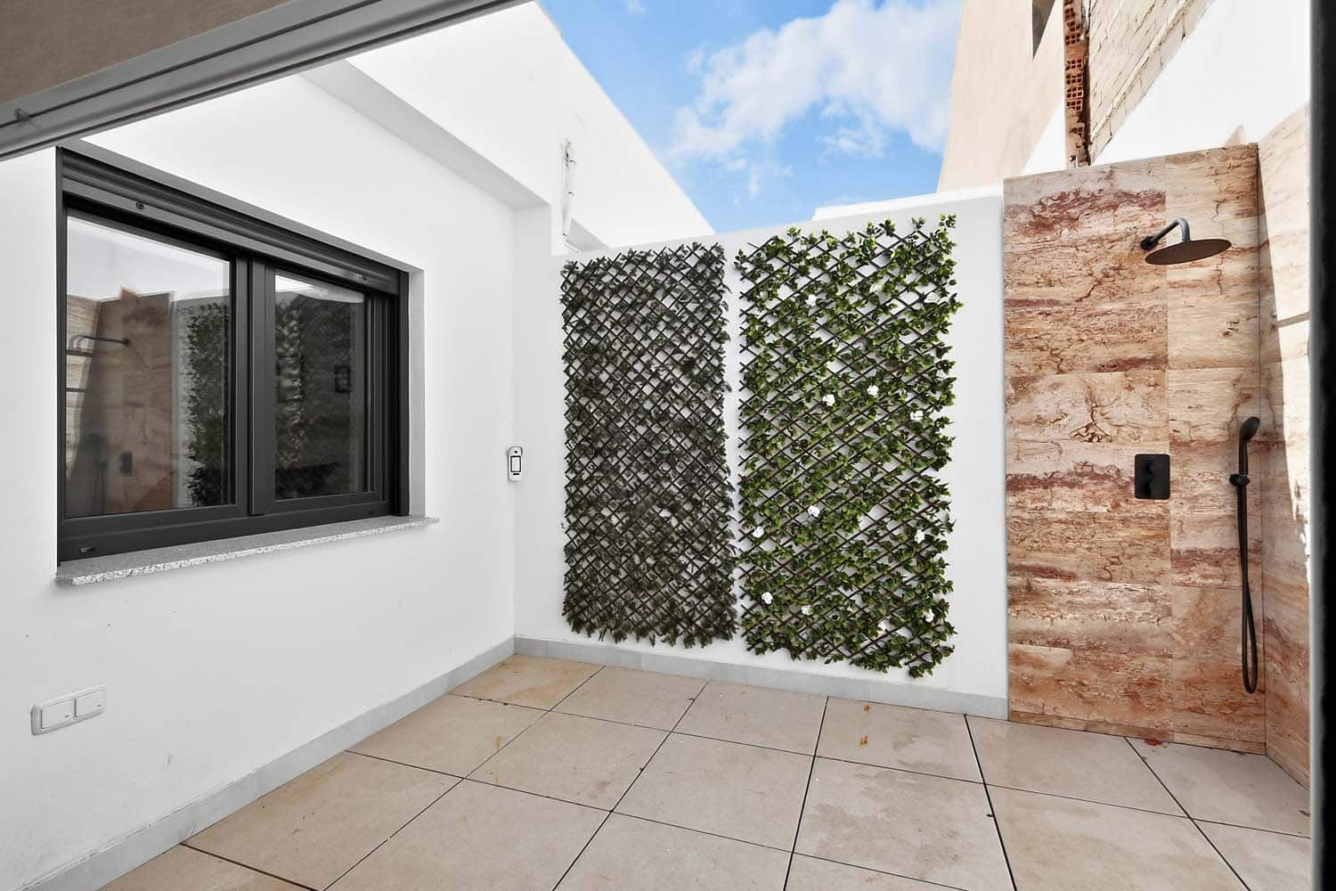 2 bedroom Townhouse for sale in Torre de la Horadada - € 299,000 (Ref: 9637227)