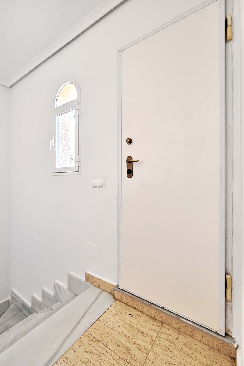 2 soveværelse Lejlighed til salg i Pilar de la Horadada med garage - € 220.000 (Ref: 9647862)