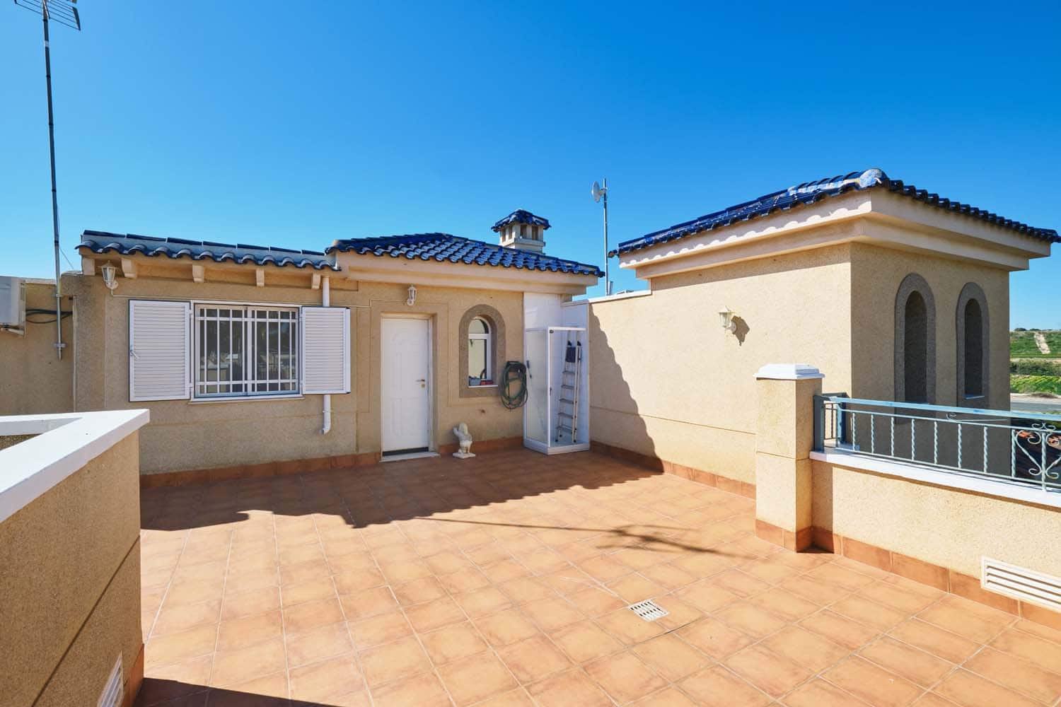 2 soveværelse Lejlighed til salg i Pilar de la Horadada med garage - € 220.000 (Ref: 9647862)