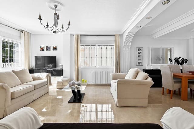 3 Zimmer Villa zu verkaufen in Pinar de Campoverde, Pilar de la Horadada mit Pool - 374.950 € (Ref: 9671100)