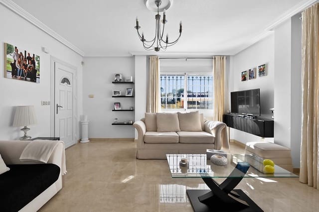 3 Zimmer Villa zu verkaufen in Pinar de Campoverde, Pilar de la Horadada mit Pool - 374.950 € (Ref: 9671100)