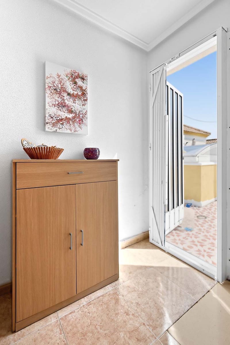 3 bedroom Semi-detached Villa for sale in Pinar de Campoverde - € 159,950 (Ref: 9677744)