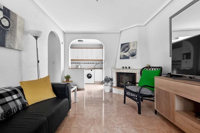 3 bedroom Semi-detached Villa for sale in Pinar de Campoverde, Pilar de la Horadada - € 159,950 (Ref: 9677744)