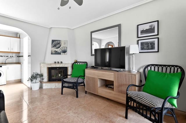 3 bedroom Semi-detached Villa for sale in Pinar de Campoverde, Pilar de la Horadada - € 159,950 (Ref: 9677744)