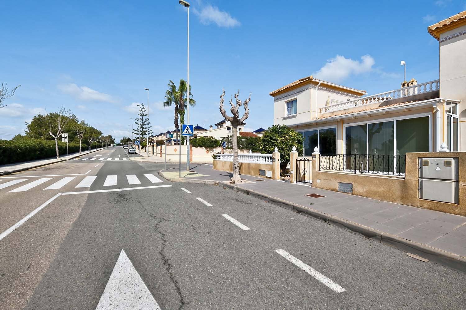 3 bedroom Semi-detached Villa for sale in Pinar de Campoverde - € 159,950 (Ref: 9677744)