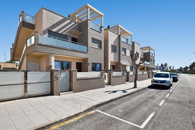 Apartamento de 3 habitaciones en Torre de la Horadada, Pilar de la Horadada en venta - 340.000 € (Ref: 9679596)