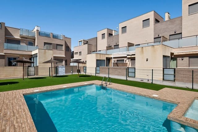 Apartamento de 2 habitaciones en Torre de la Horadada, Pilar de la Horadada en venta - 280.000 € (Ref: 9679597)