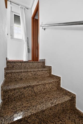 2 slaapkamer Halfvrijstaande villa te koop in Pinar de Campoverde, Pilar de la Horadada - € 165.000 (Ref: 9699261)