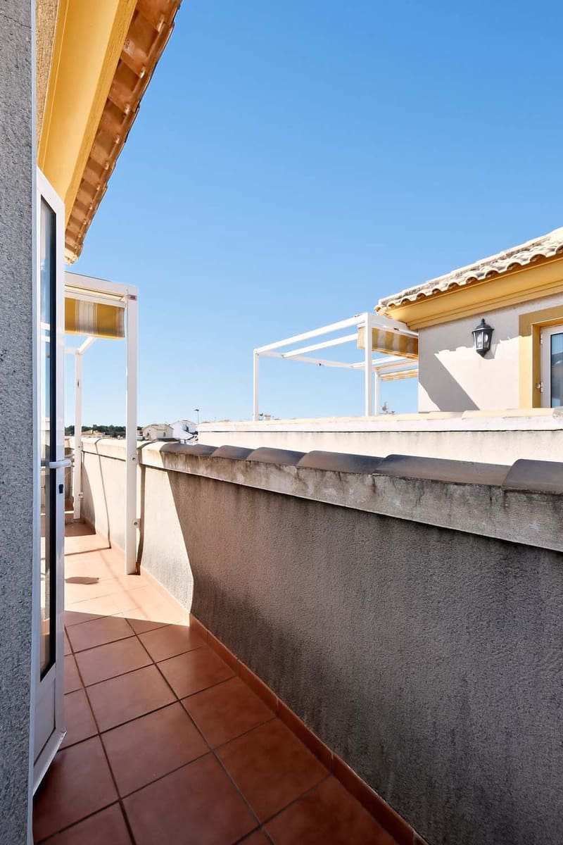 2 chambre Villa/Maison Semi-Mitoyenne à vendre à Pinar de Campoverde - 165 000 € (Ref: 9699261)