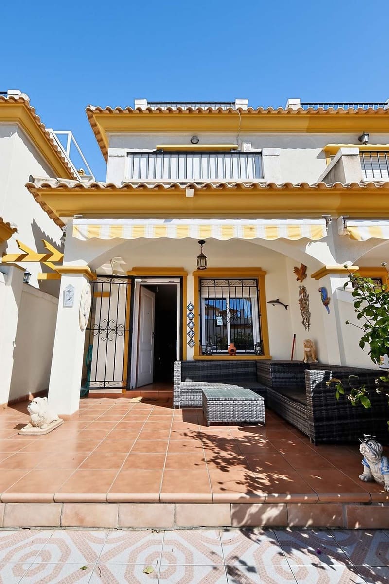 2 chambre Villa/Maison Semi-Mitoyenne à vendre à Pinar de Campoverde - 165 000 € (Ref: 9699261)