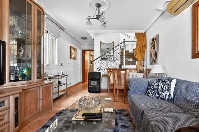 2 slaapkamer Halfvrijstaande villa te koop in Pinar de Campoverde, Pilar de la Horadada - € 165.000 (Ref: 9699261)