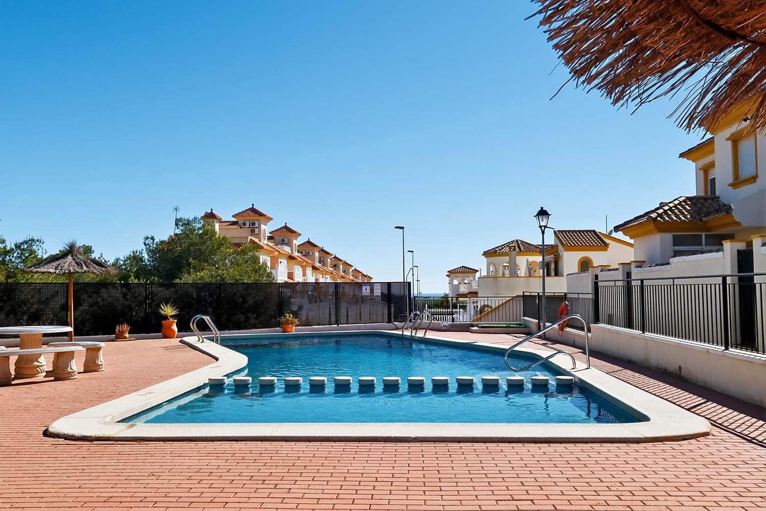 2 chambre Villa/Maison Semi-Mitoyenne à vendre à Pinar de Campoverde - 165 000 € (Ref: 9699261)