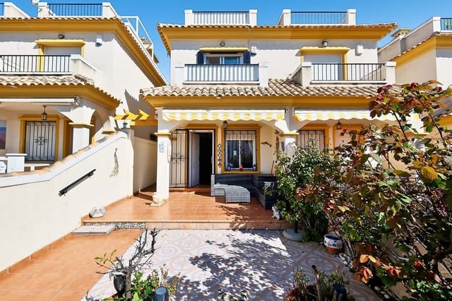 2 slaapkamer Halfvrijstaande villa te koop in Pinar de Campoverde, Pilar de la Horadada - € 165.000 (Ref: 9699261)