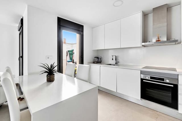 3 quarto Moradia para venda em Torre de la Horadada, Pilar de la Horadada com piscina - 450 000 € (Ref: 9711163)