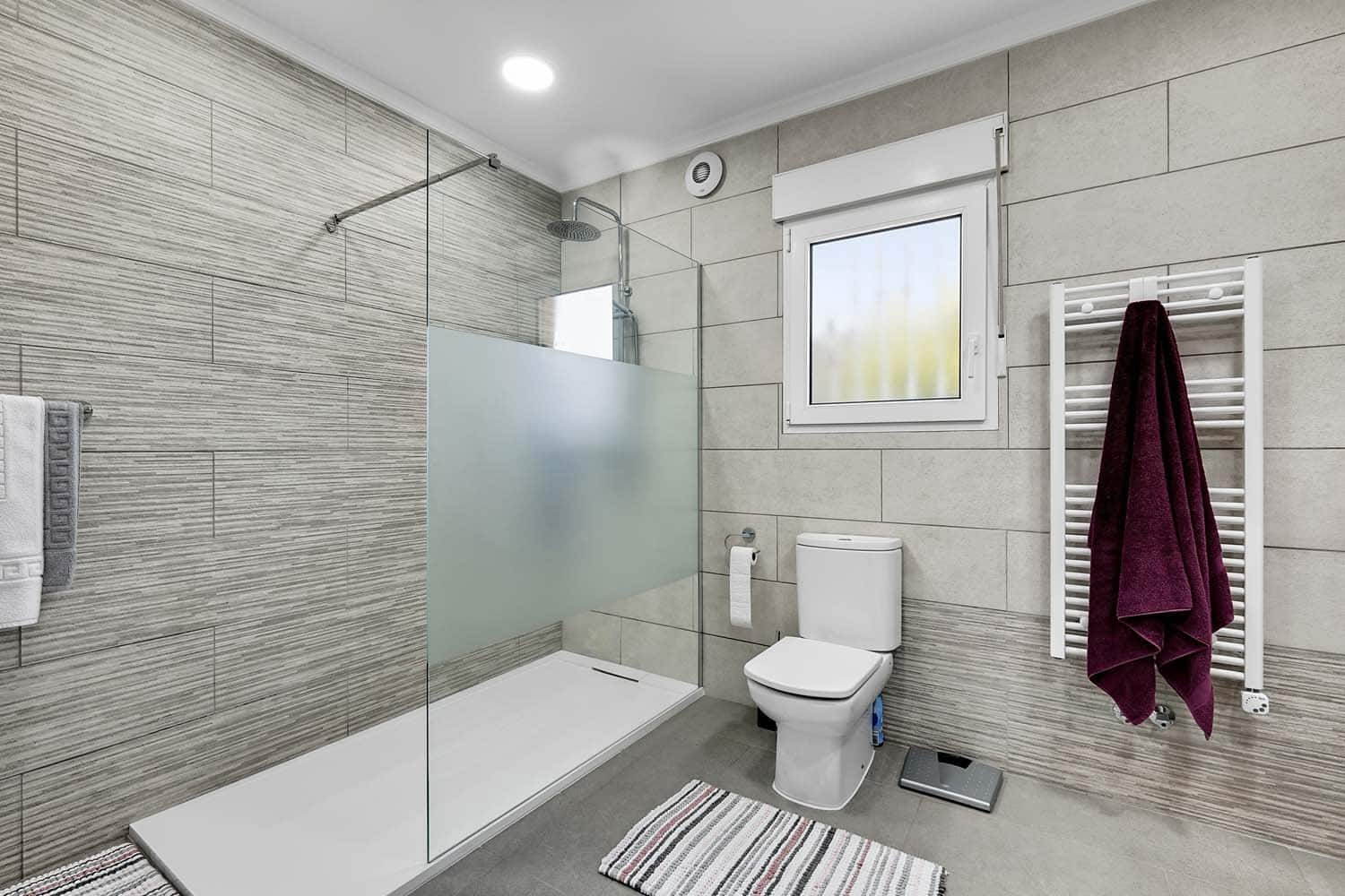 6 bedroom Villa for sale in Pinar de Campoverde with pool - € 525,000 (Ref: 9715365)