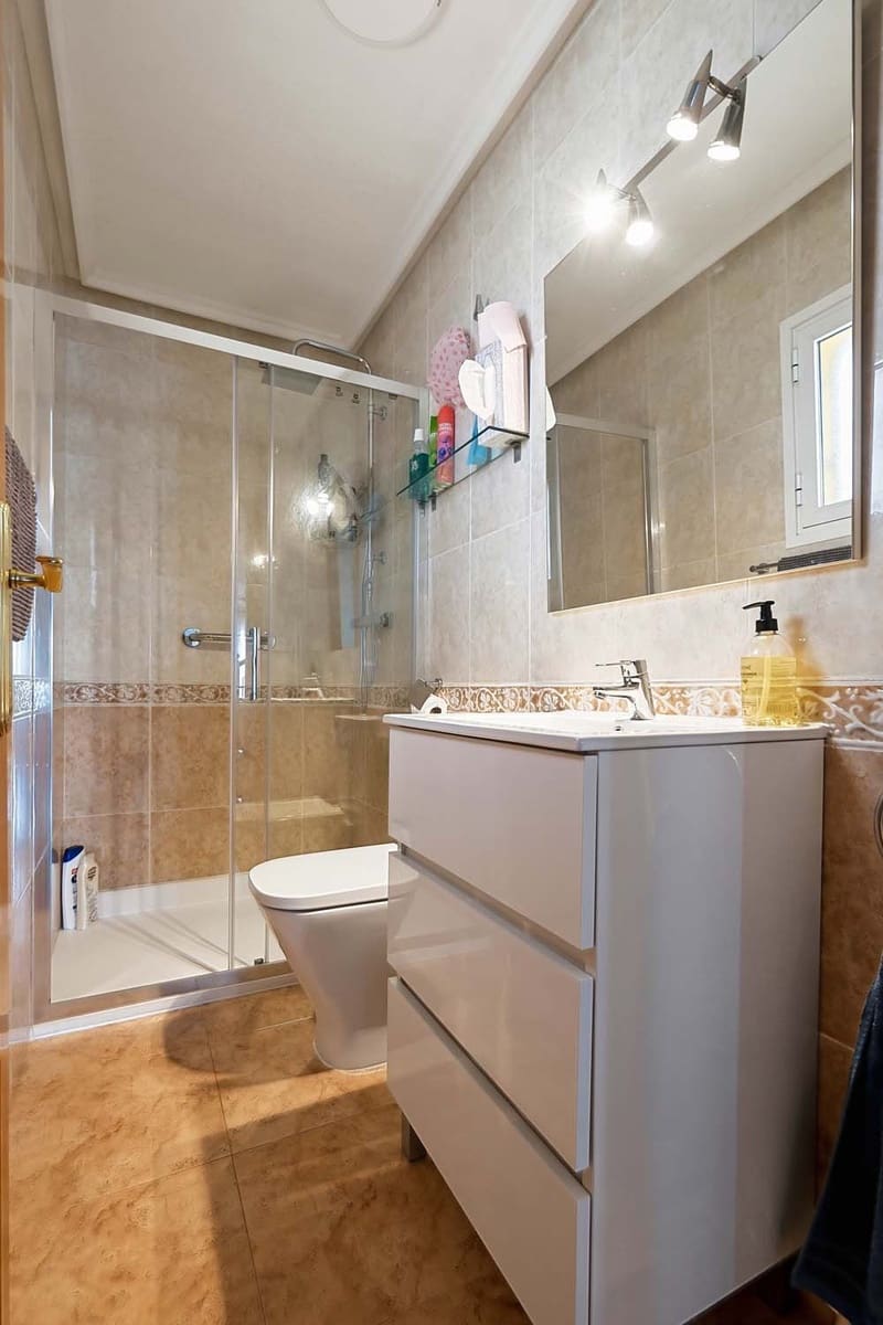 2 bedroom Semi-detached Villa for sale in Pinar de Campoverde - € 170,000 (Ref: 9722671)