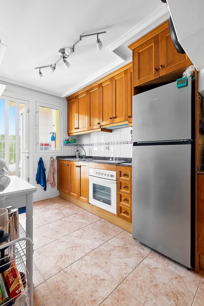 2 bedroom Semi-detached Villa for sale in Pinar de Campoverde - € 170,000 (Ref: 9722671)