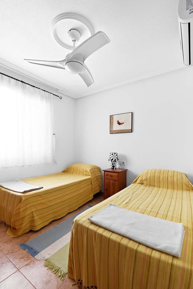 2 bedroom Semi-detached Villa for sale in Pinar de Campoverde - € 170,000 (Ref: 9722671)