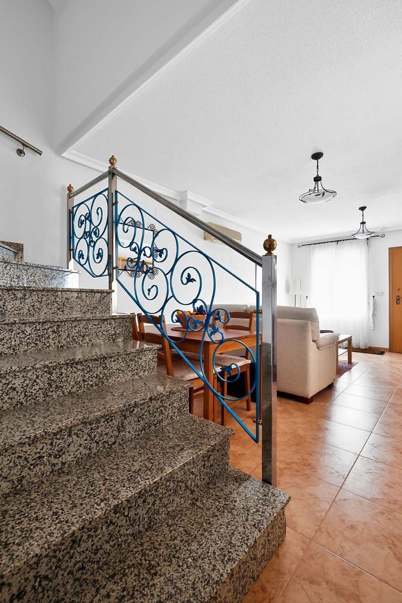 2 bedroom Semi-detached Villa for sale in Pinar de Campoverde - € 170,000 (Ref: 9722671)