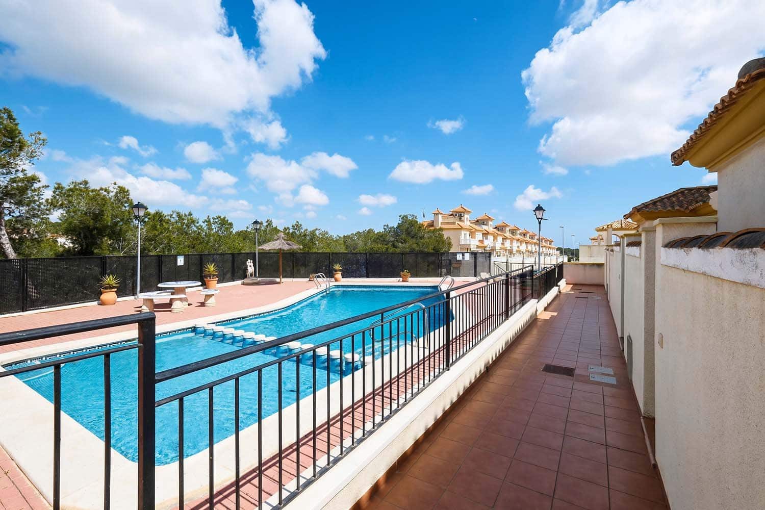 2 bedroom Semi-detached Villa for sale in Pinar de Campoverde - € 170,000 (Ref: 9722671)