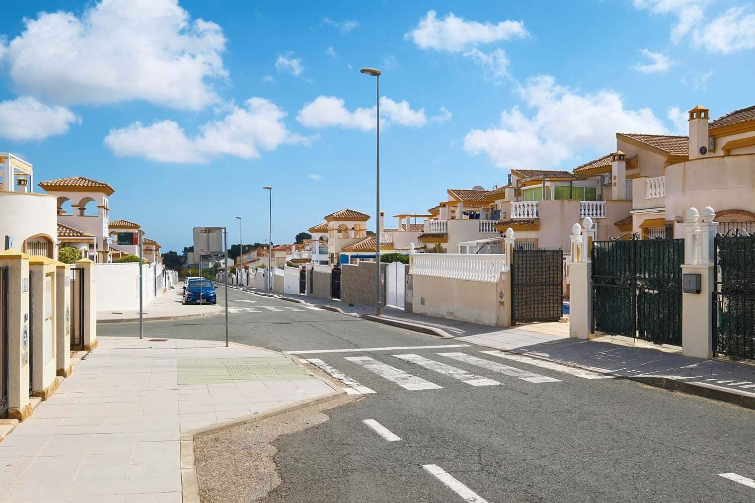 2 bedroom Semi-detached Villa for sale in Pinar de Campoverde - € 170,000 (Ref: 9722671)