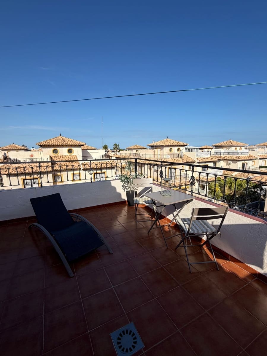 3 slaapkamer Halfvrijstaande villa te koop in Cabo Roig - € 260.000 (Ref: 9730178)